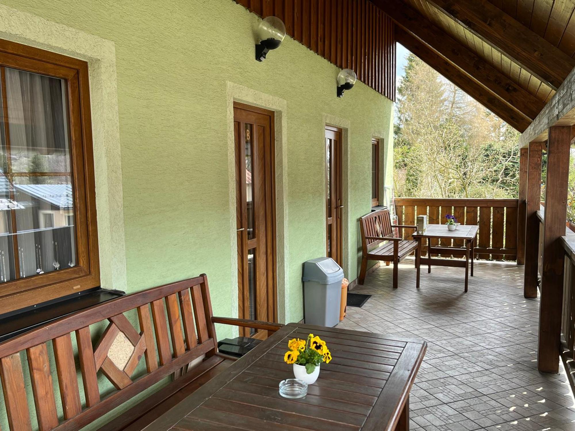 Rodinne Apartmany Rafael Bedrichov ภายนอก รูปภาพ